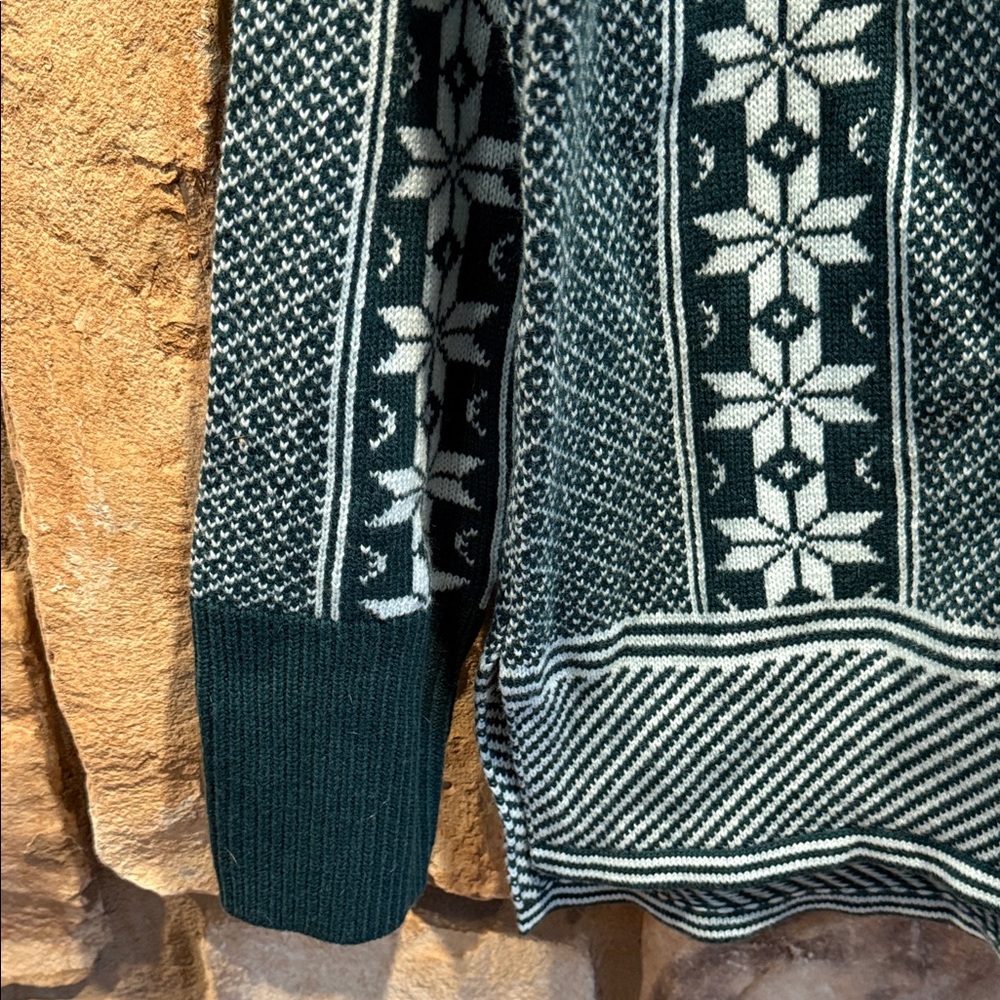 Tuckernuck Olsen sweater size xl nwt - Picture 6 of 6
